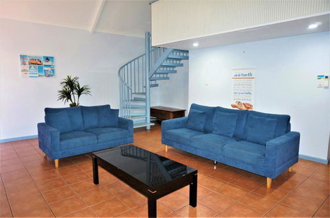 Osprey Holiday Village Unit 118 Excellent 3 Bedroom Holiday Villa With A Pool In The Complex - Darwin Holiday 5