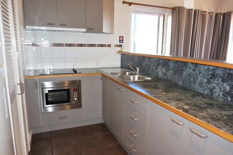 Osprey Holiday Village Unit 113 / 2 Bedroom - Darwin Holiday 1