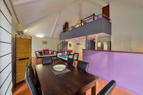 Osprey Holiday Village Unit 112 Vibrant 3 Bedroom Holiday Villa With A Pool In The Complex - Darwin Holiday 2