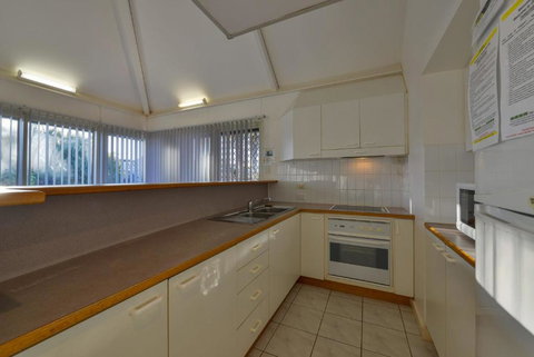 Osprey Holiday Village Unit 108 Serene 3 Bedroom Holiday Villa With A Pool In The Complex - Darwin Holiday 5