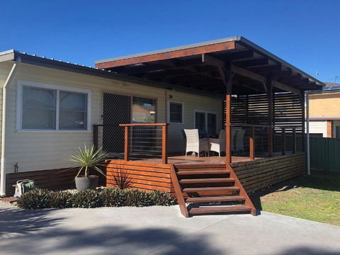 Sandy Shoal 46 Rigney Street Shoal Bay Beach Cottage With Aircon - Darwin Holiday 6