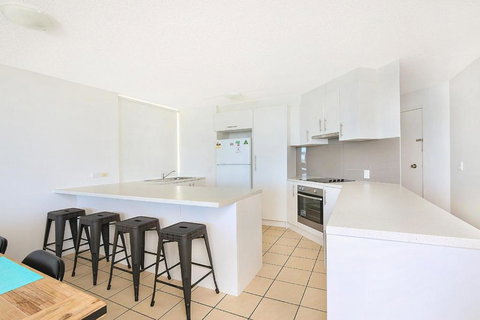 Eastbourne U4 80 Esplanade Golden Beach - Darwin Holiday 4