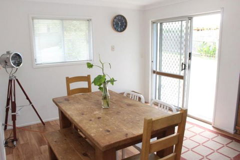 Coolum Classic Beach Shack Pet Friendly - Darwin Holiday 2