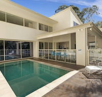 Prestigious House in Little Cove - Darwin Holiday