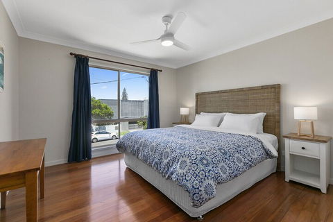 Sundance Pet Friendly Beach House In Peregian! 59 Lorikeet Drive - Darwin Holiday 3