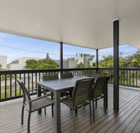 Sundance Pet Friendly Beach House in Peregian 59 Lorikeet Drive - Darwin Holiday