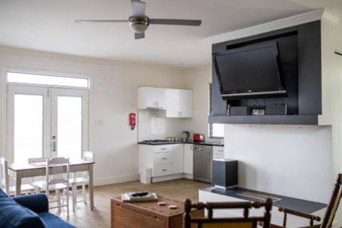 Five Bed Five Bath Five Star View 2 Mins To CBD Wentworth Estate - Darwin Holiday 7