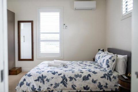 Five Bed Five Bath Five Star View 2 Mins To CBD Wentworth Estate - Darwin Holiday 2