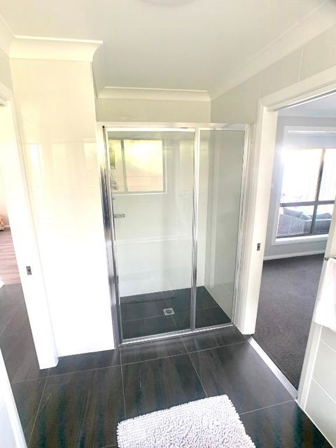 Modern Majestic Everything You Need Private Location - Darwin Holiday 5