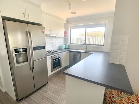 Modern Majestic Everything You Need Private Location - Darwin Holiday 6