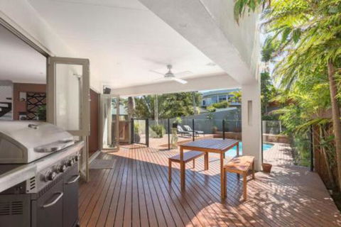 The Richmond Beach Villa - Darwin Holiday 2