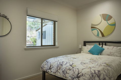 131 Your Vineyard Home In The Heart Of The Vale - Darwin Holiday 3