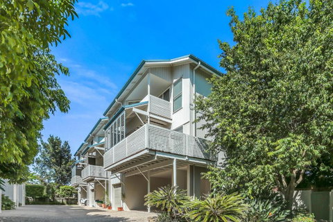 Privacy By The River Noosaville - Darwin Holiday 2