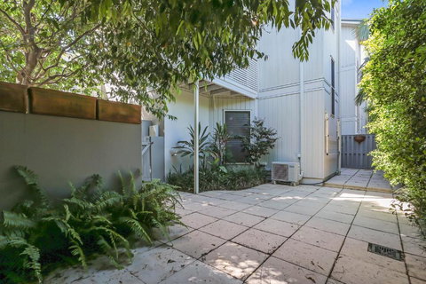 Privacy By The River Noosaville - Darwin Holiday 1