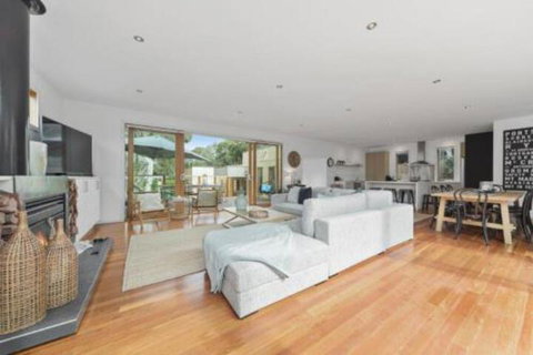 Blairgowrie Beach Villa - Darwin Holiday 0