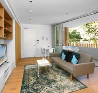 In The Heart Of Sydney 401 CALIBRE - Darwin Holiday