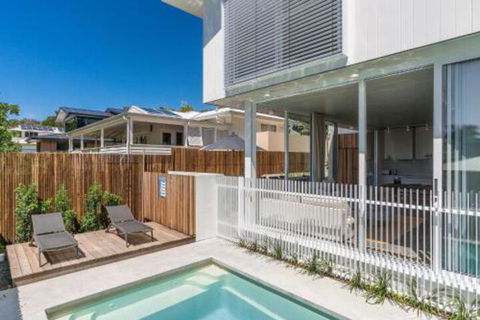 Audrey - Darwin Holiday 2