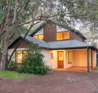 Shady Shack - Darwin Holiday