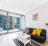 Magdalene Wolli Crk 3.05 - Darwin Holiday