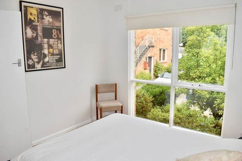 Charming 1BD Apartment In Leafy Green Hawthorn! - Darwin Holiday 7