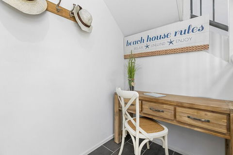 Stunning Beach Front Villa At Castaway Cove - Darwin Holiday 4