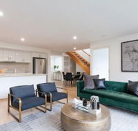 Modern Stylish Penthouse - Darwin Holiday