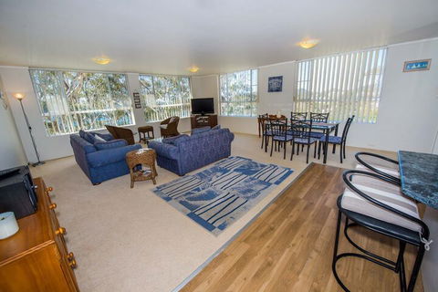 Thurlow Ave 13/2 Westpoint - Nelson Bay - Darwin Holiday 7