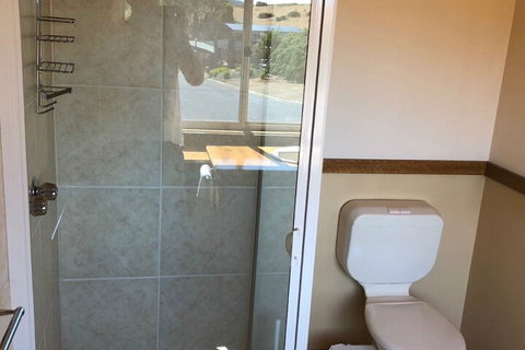 Alpine Stag Lodge Unit 1 - Darwin Holiday 5