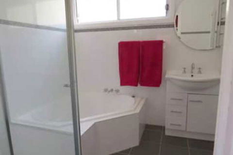 Aberdare Lodge - Darwin Holiday 2
