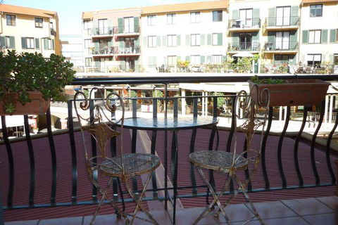 Comfy & Convenient Living At The Italian Forum Leichardt ITALY - Darwin Holiday 6