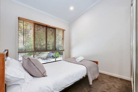 Smallwood - Darwin Holiday 3