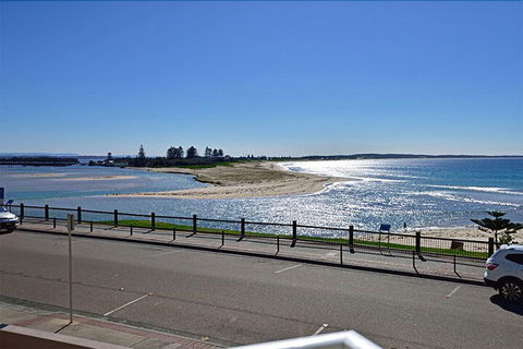 Dolphin Court 5 - Darwin Holiday 5