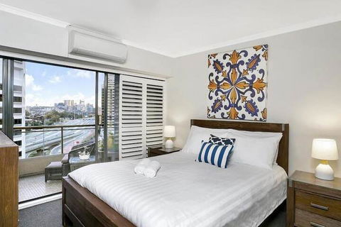 Sought After CBD Location YORK5 - Darwin Holiday 1