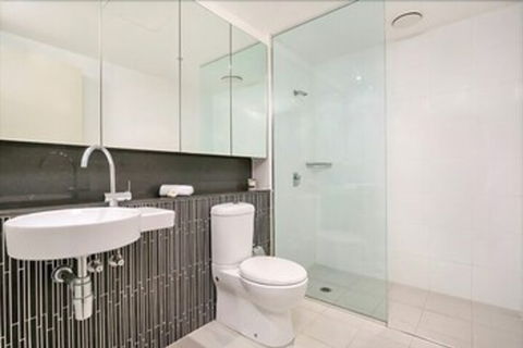 The Apartment Service ASCOT - Darwin Holiday 5