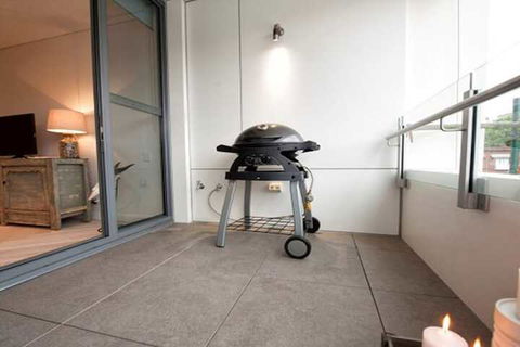 Luxury Studio With Parking In Woolloomooloo WMLOO - Darwin Holiday 6