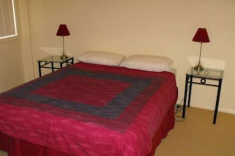 Millenium 101 - Darwin Holiday 7