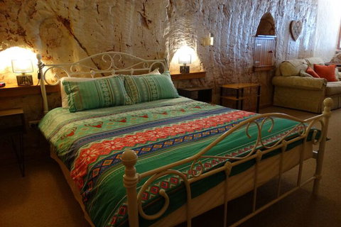 Di's Dugouts - Darwin Holiday 7