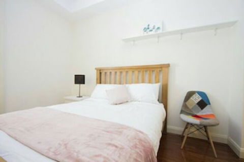 491 Crown - Darwin Holiday 0