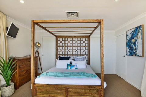 JoeAnne At Blue Bay Absolute Beachfront - Darwin Holiday 7