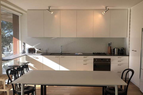 Cobbler 3 - Darwin Holiday 2