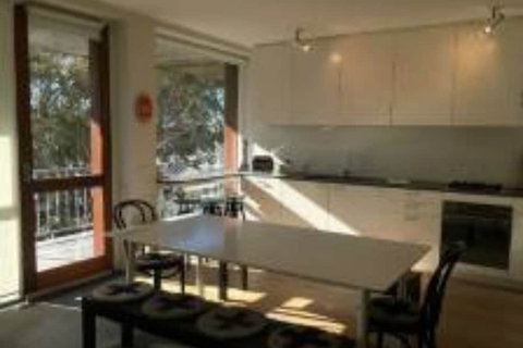 Cobbler 3 - Darwin Holiday 5