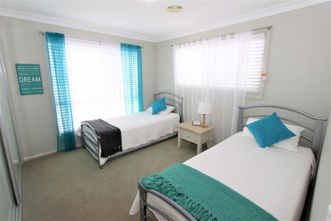 Riverview 2 - Darwin Holiday 7