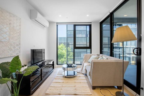Stunning Bright Apartment At Hawthron/Glenferrie Station - Darwin Holiday 7