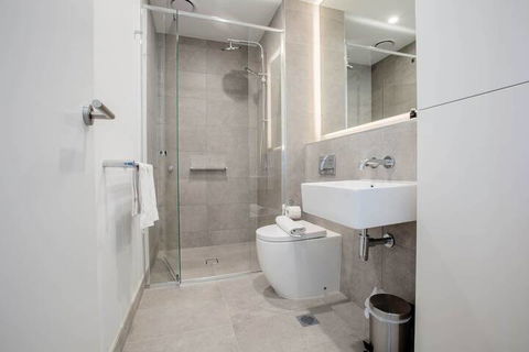 Stunning Bright Apartment At Hawthron/Glenferrie Station - Darwin Holiday 6