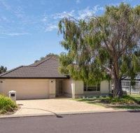 Macs Manor - Darwin Holiday