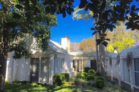 Wisteria Cottage On The Lagoon / Beach - Darwin Holiday 0