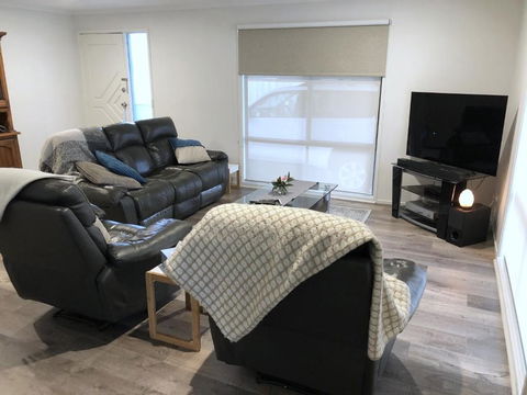 4 Lansell Road Cowes - Darwin Holiday 5