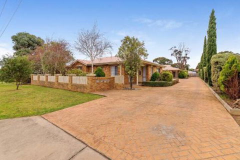2 / 3 Wyndham AveCowes - Darwin Holiday 0