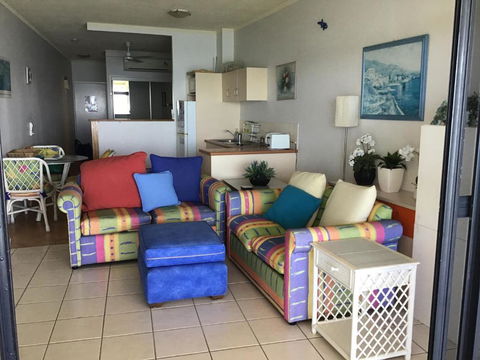 Absolute Beachfront With Million Dollar Views - Darwin Holiday 3