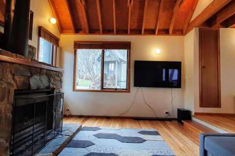 SNOWED INN Apartment - Darwin Holiday 2